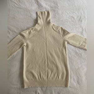 Uniqlo 100% cashmere sweater